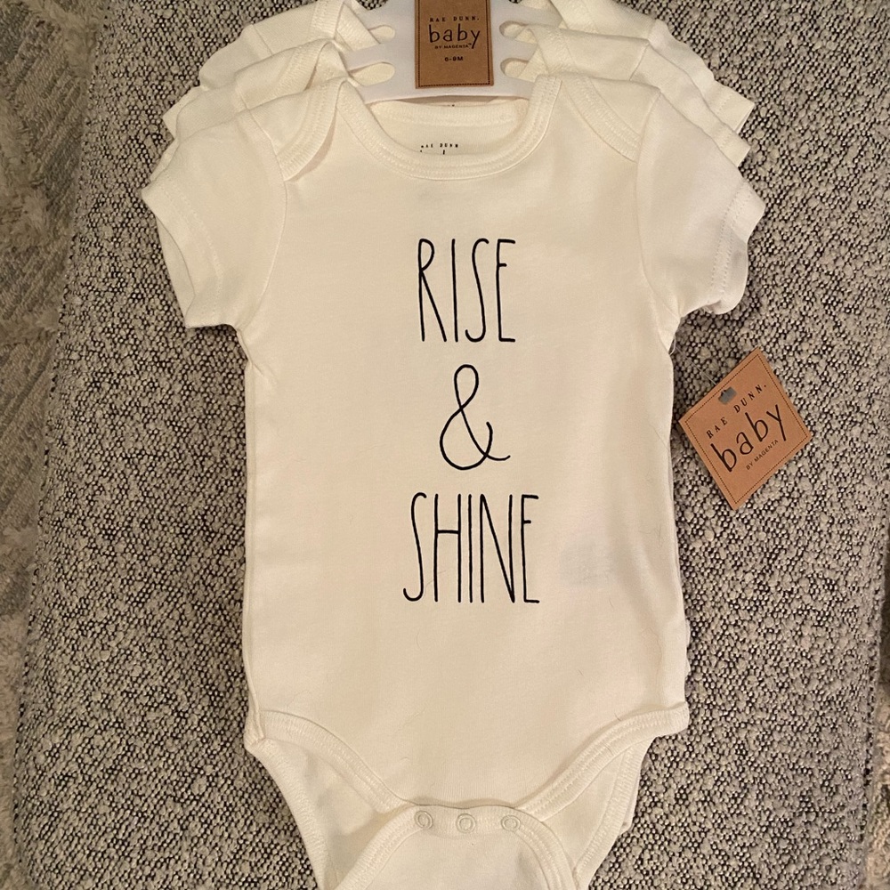 Rae Dunn Baby 3-pack Onesies 6-9mo